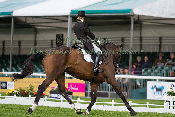 Rosalind Canter (GBR) and  Allstar B