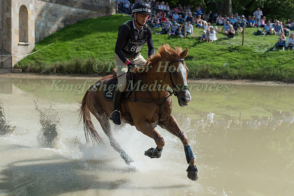Andrew  Nicholson (NZL) and Nereo