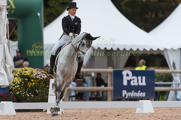Jonelle Price of New Zealand riding Faerie Dianimo