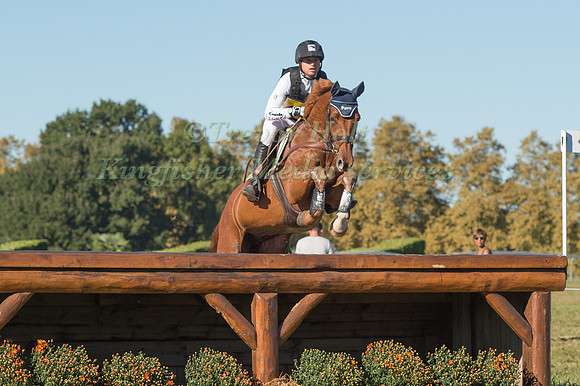 Michael Jung (GER) riding FIschertakinou