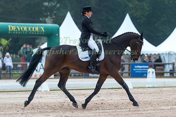 Caroline Powell (NZL) riding Flying Finish