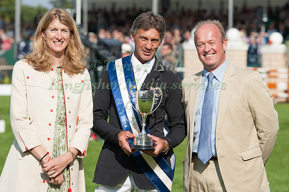 Andrew Nicholson (NZL) with the The Burghley Challenge Cup pictured with Miranda Rock, President of the Land Rover Burghley Horse Trials Commitee and Jeremy Hicks managing Director of Land Rover UK