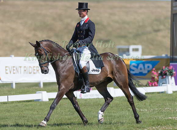 WILLIAM FOX-PITT (GBR) AND BAY MY HERO