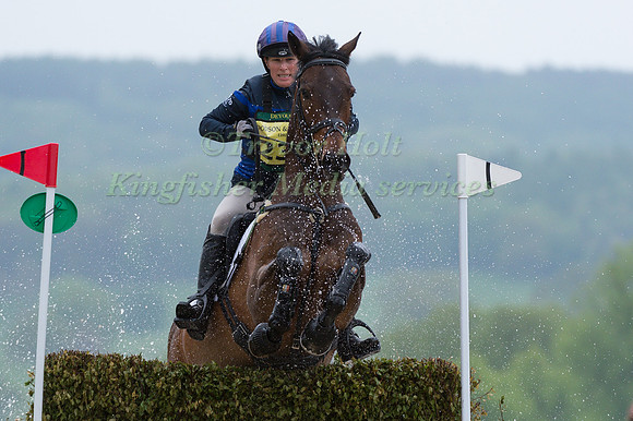 ZARA TINDALL  RIDING  RUM EXPECTATIONS COMPETING IN THE CROSS COUNTRY PHASE OF THE  CIC ONE STAR COMPETITION AT THE  2017 DODSON AND HORRELL CHATSWORTH INTERNATIONAL HORSE TRIAL.