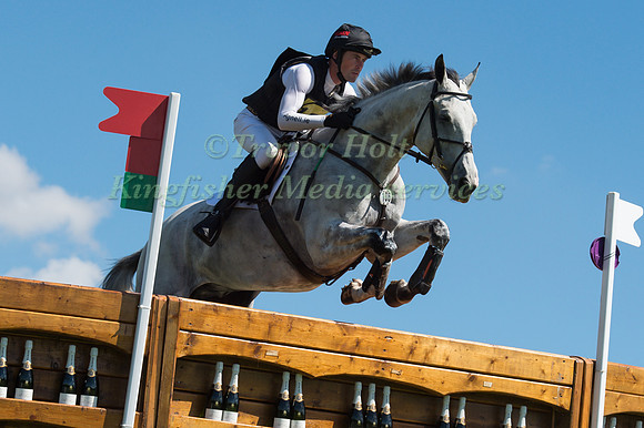 JOSEPH  MURPHY (IRL) RIDING FERNHILL FRANKIE II