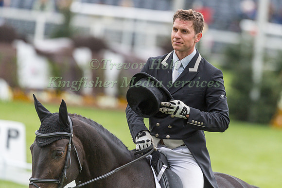 Tom Crisp (GBR) and  Liberty and Glory
