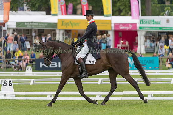 WILLIAM FOX-PITT (GBR) AND ORATORIO II