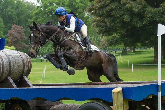 Kirsty  Johnston (GBR) riding  Wttl Opposition Sky Law