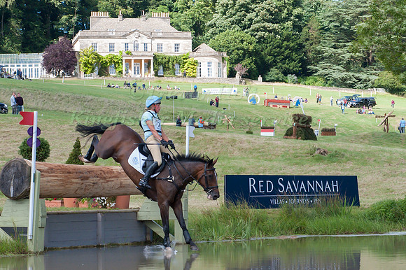 IZZY TAYLOR (GBR) RIDING KBIS BRIARLANDS MATILDA