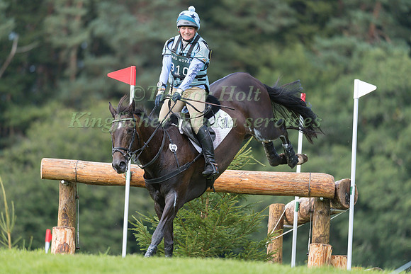 ALICE PEARSON (GBR) AND SAMBA