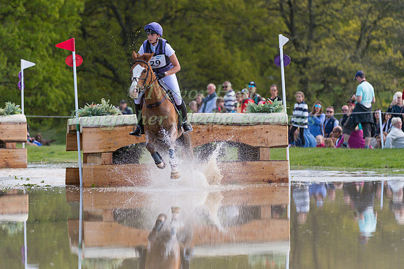 EMILY KING (GBR) AND DARGUN