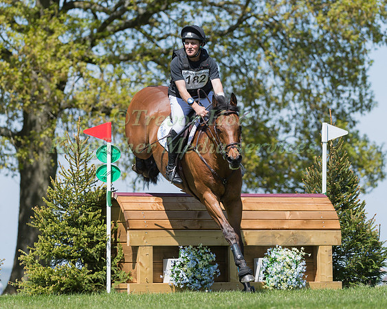 ANDREW DOWNES RIDING  GOLD NUGGET