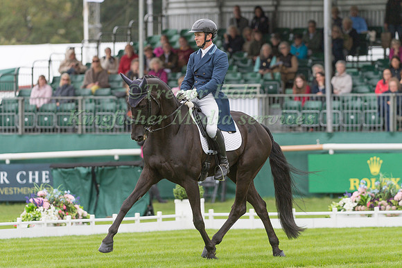 FRANCIS WHITTINGTON AND DHI PURPLE RAIN (GBR)