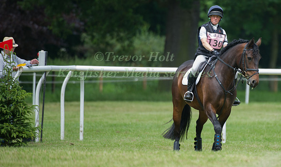 Ros Canter and Spring Ambition waiting in the start box