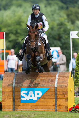 Ingrid Klimke (GER) and SAP Escada FRH
