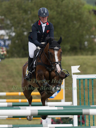 NICOLA WILSON (GBR) AND ONE TWO MANY-7