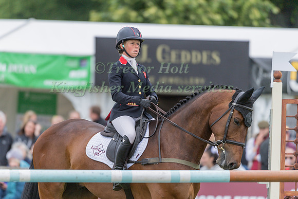 ROSALIND CANTER AND REHY ROYAL DIAMOND