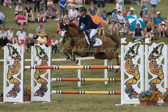 EMILY KING (GBR) AND DARGUN-6
