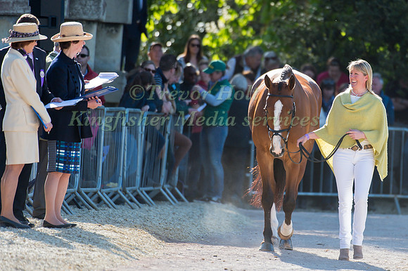 Nicola Wilson of Great Britain  and One Two Many