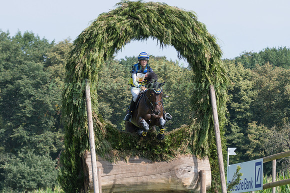 ANNA FRESKGARD (SWE) AND BOX QUTIE