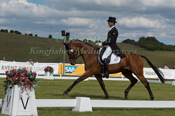 MARK  TODD (NZL) AND LEONIDAS II