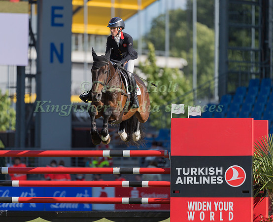 ROSALIND CANTER AND ALLSTAR B