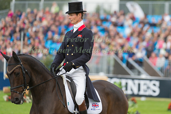 William Fox-Pitt of Great Britain riding Bay My Hero