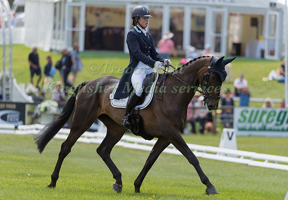 KIRSTY CHABERT AND OPPOSITION LOIRE