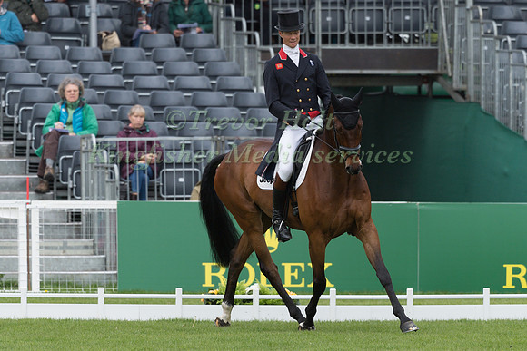 William Fox-Pitt (GBR) and  Little Fire