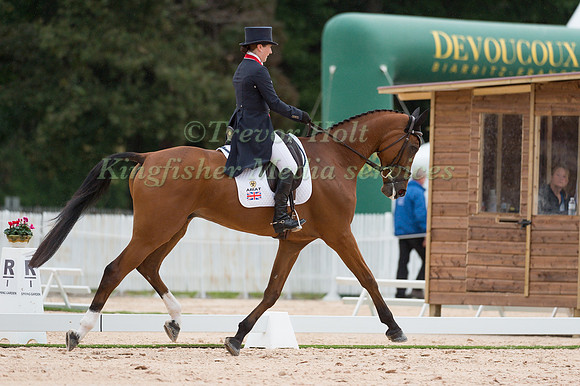 Laura Collett (GBR) riding Palmero 4