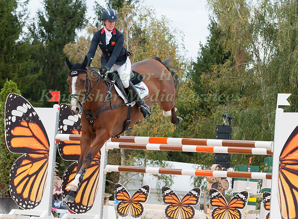 Nicola Wilson (GBR) riding One Two Many