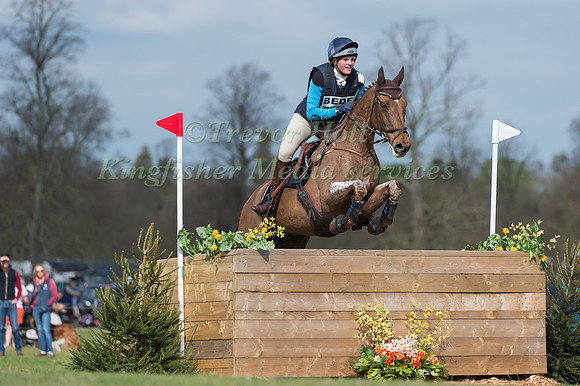 SARAH HOLMES  RIDING  LOWHILL CLOVER