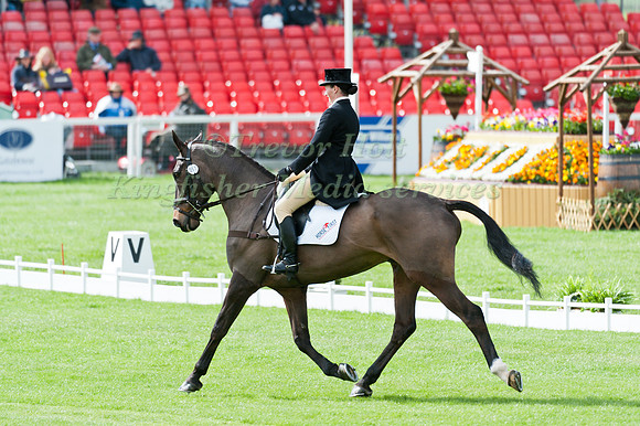 Sara Burdess and Shiver St George