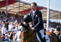 OLIVER TOWNEND  (GBR) AND  COOLEY SRS