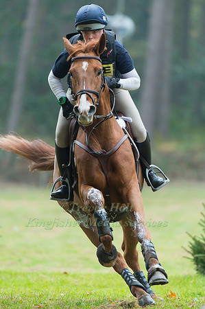 Anna Wilks of Great Britain riding  BILLY SENORA