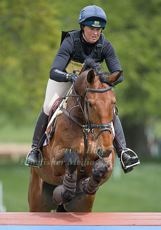 Pippa Funnell riding  BILLY WALK ON