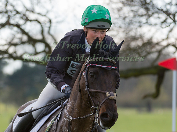 KATHRYN ROBINSON (CAN) RIDING  LET IT BEE