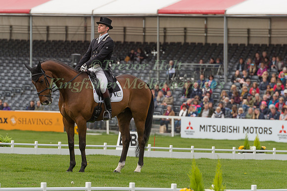 Tom Crisp (GBR) and  Coolys Luxury