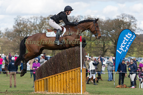 Tim  Rusbridge (NZL) riding Oneforthenotebook