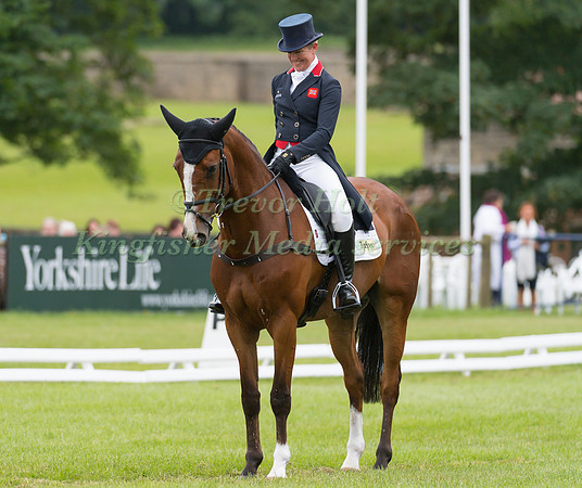 NICOLA WILSON (GBR) AND ONE TWO MANY