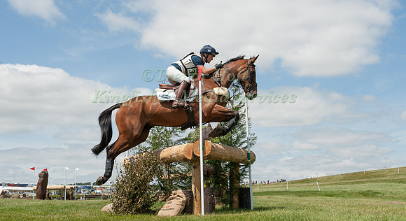 HOLLY WOODHEAD  RIDING  GI MASTER CASTER