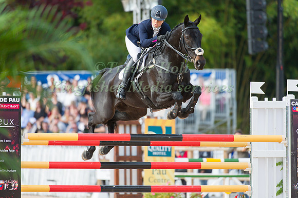 Emma Hyslop-Webb of Great Britain riding Pennlands Douglas