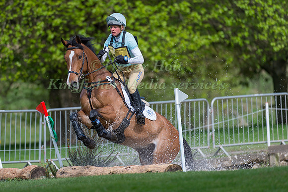 Izzy Taylor riding  CALIBRO