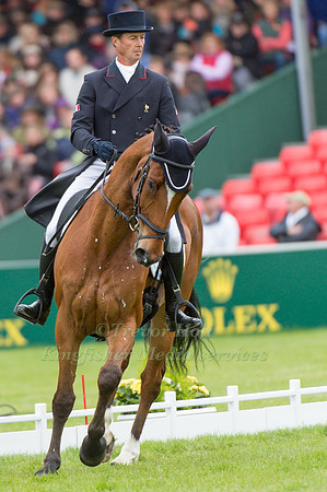 Pascal Leroy (FRA) riding Minos de Petra