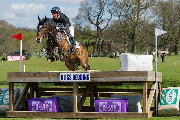 Oliver Townend  riding Samuel Thomas II