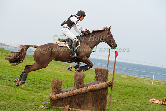 Dirk Schrade and Hop and Skip