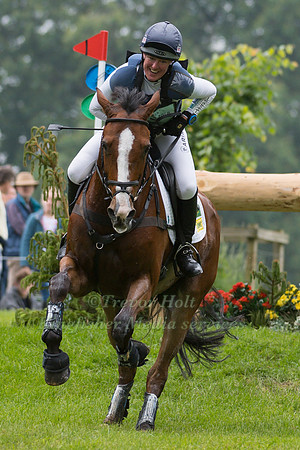 NICOLA WILSON (GBR) AND ONE TWO MANY