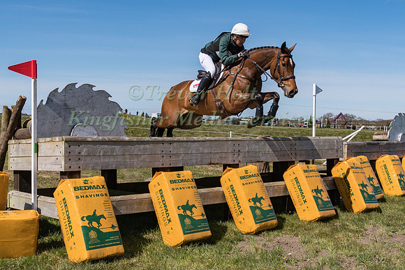 AOIFE CLARK RIDING SPORTSFIELD FREELANCE