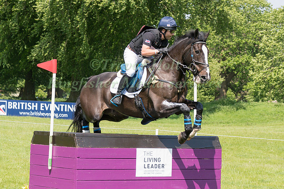 BEN HOBDAY (GBR) AND HARELAW WIZARD