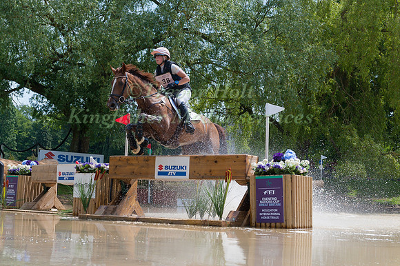 CAROLINE HARRIS (GBR) AND BILLY BUMBLE